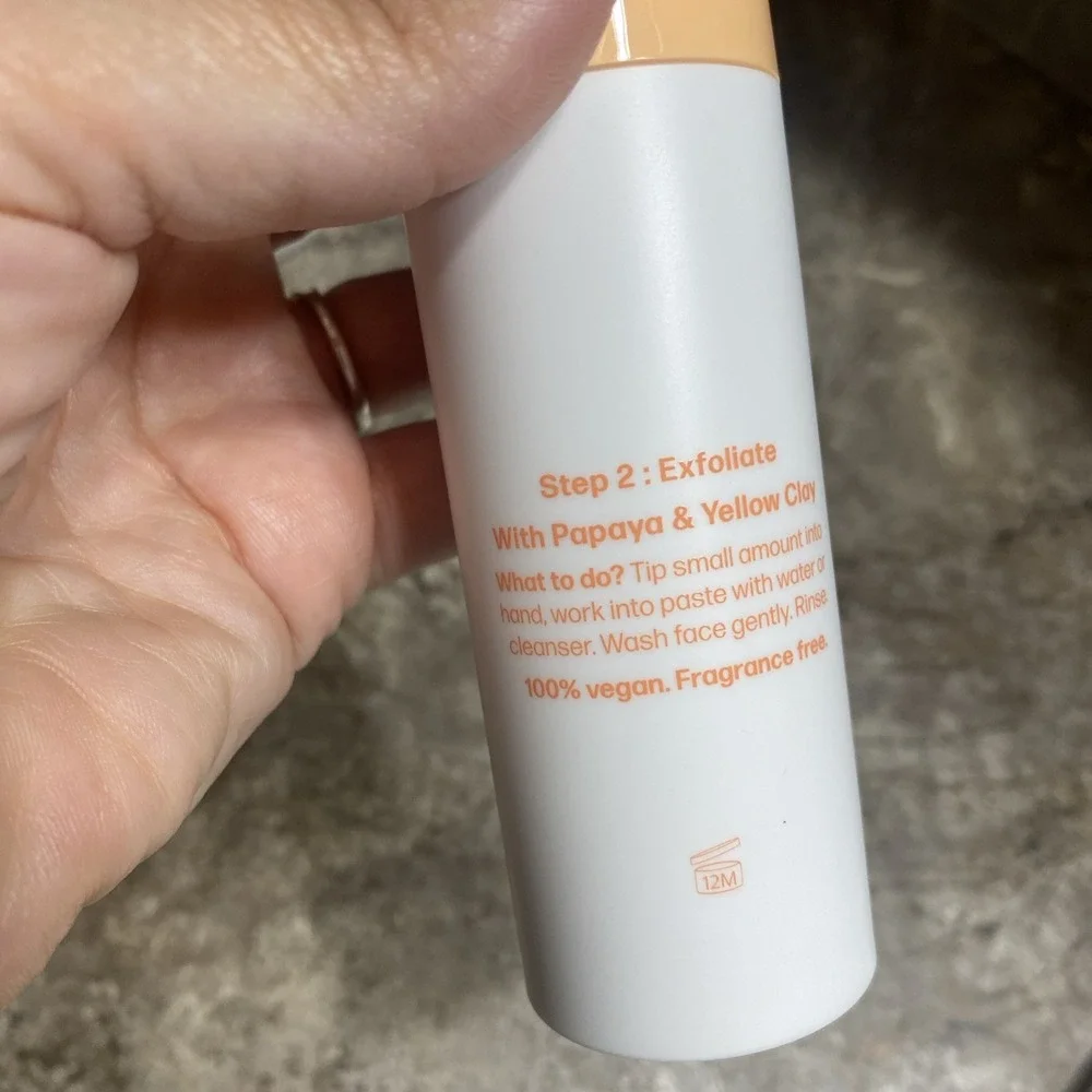 Urban‎ Jungle Dust It Off Exfoliating Powder With Papaya & Yellow Clay 1.48oz